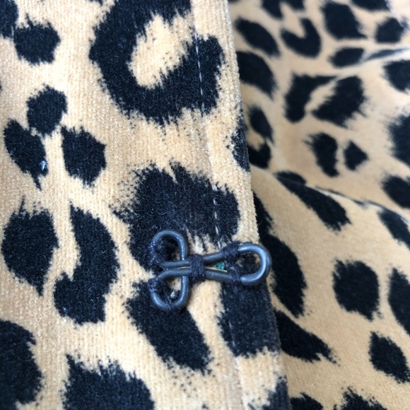 AKA Los Angeles Leopard Coat - Picture 7 of 9